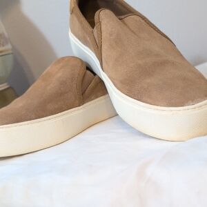 UGG Woman's Casual Tan Suede Slip-On Loafers